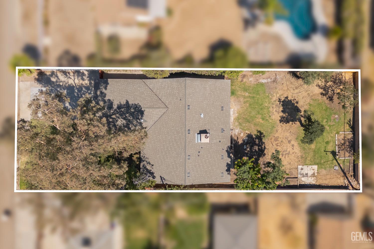 Undisclosed Address Bakersfield, CA 93305 - Photo 21 of 24 view of a wooden floor in a corridor
