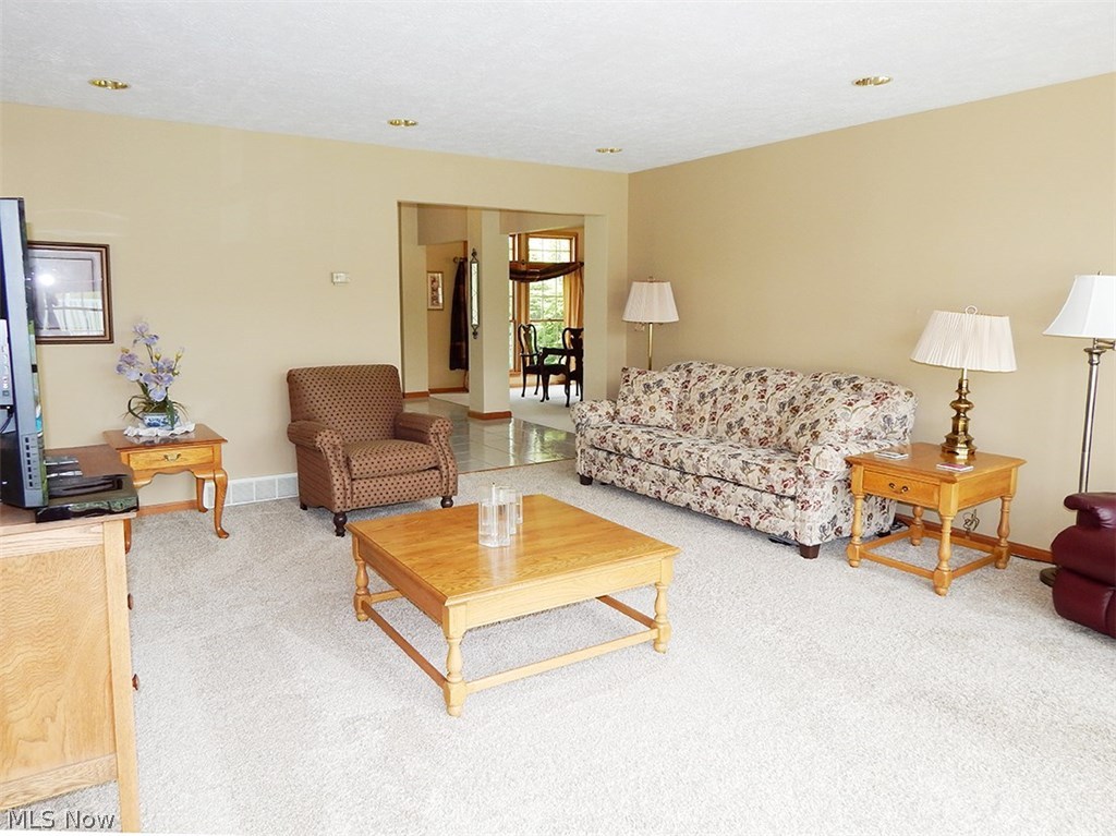 5630 Center Road Valley City, OH 44280 - Photo 8 of 29 Gallery Image 8