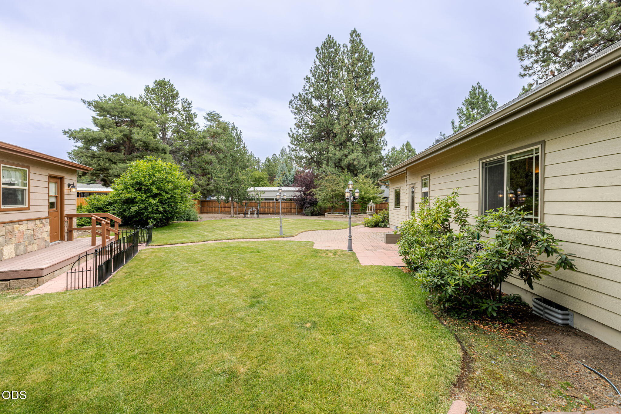 21140 Wilderness Way Bend, OR 97702 - Photo 60 of 101