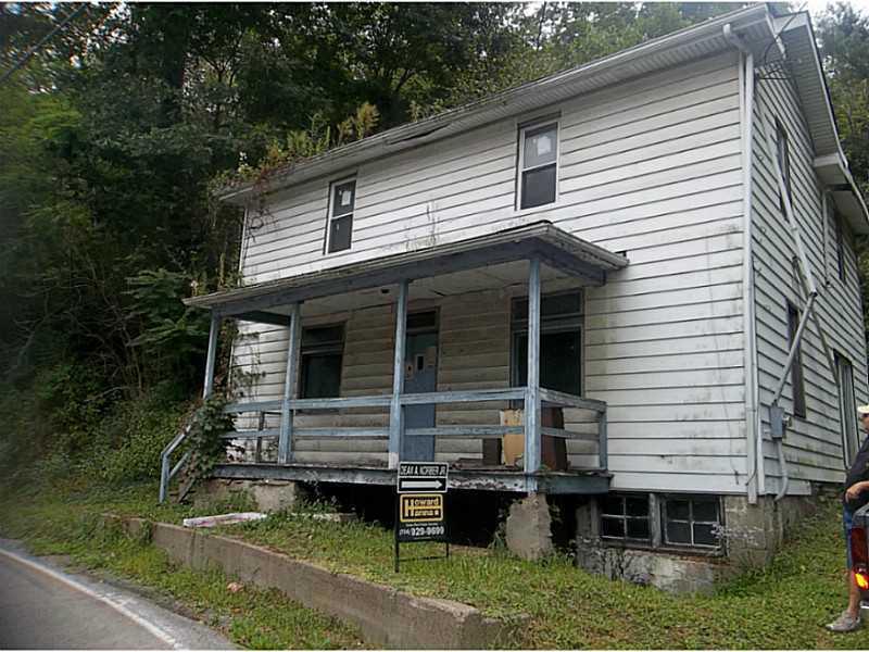 646 Webster Hollow Road Webster, PA 15087 - Photo 1 of 2 Exterior Front.