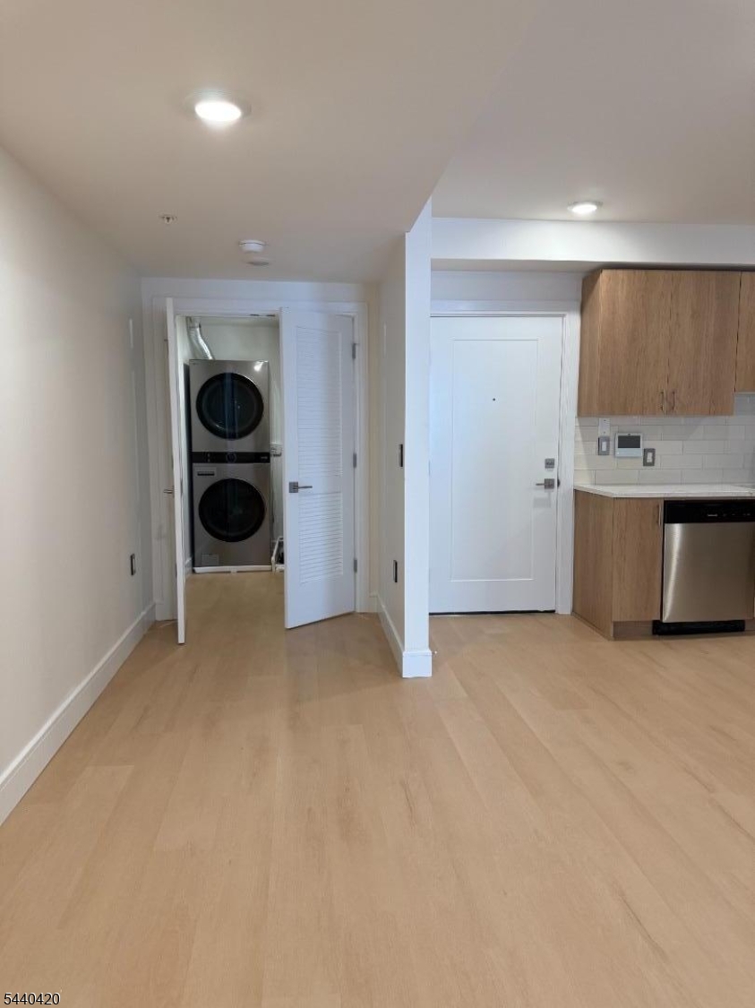 627 Valley Road, Unit B Montclair, NJ 07043 - Photo 22 of 39