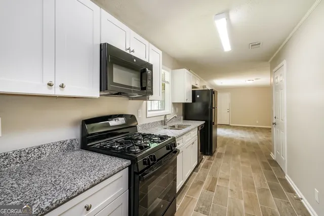 $1,715 | 5141 Oakdale Court, Douglasville, GA 30135