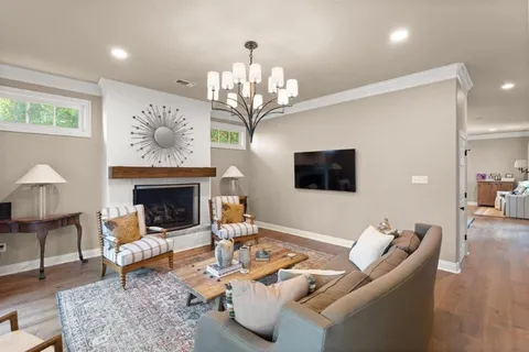 $387,750 | 801 St Anthony Street, Unit E, Lake Charles, LA 70601