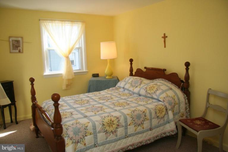 2711 Emmet Road Silver Spring, MD 20902 - Photo 14 of 30 Master Bedroom