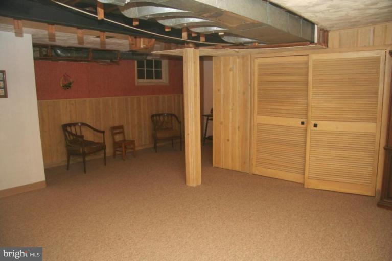 2711 Emmet Road Silver Spring, MD 20902 - Photo 22 of 30 Recreation Room #2