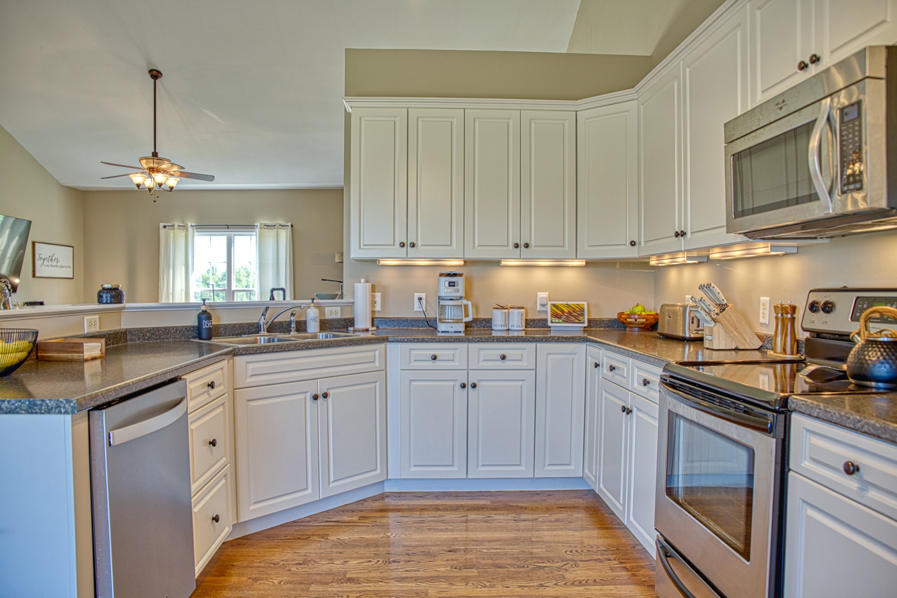 1964 Clemmons Road Cookeville, TN 38501 - Photo 4 of 38