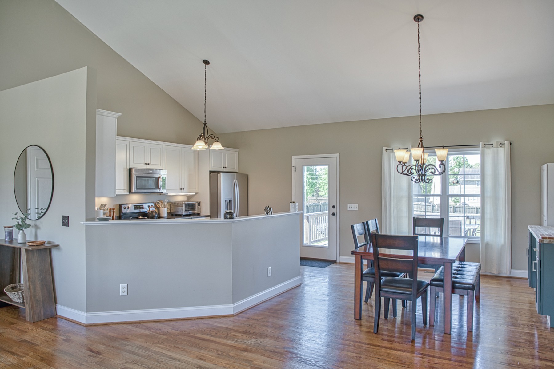 1964 Clemmons Road Cookeville, TN 38501 - Photo 6 of 38