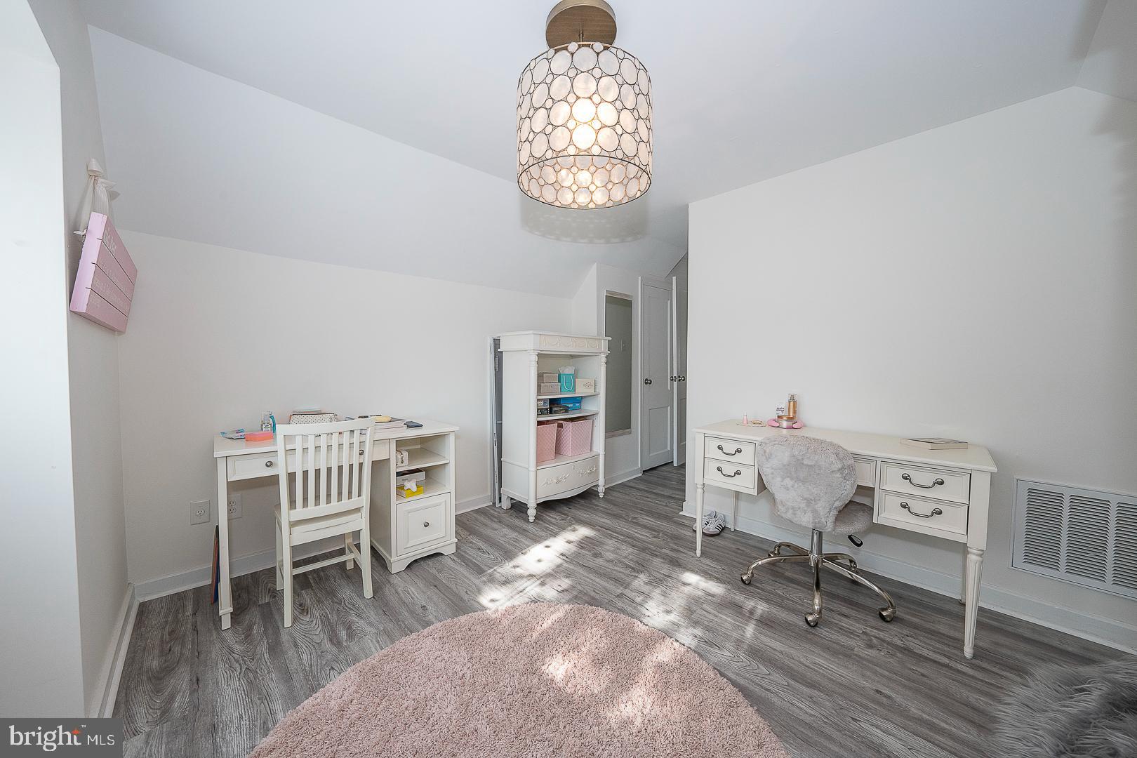 8631 Patton Road Glenside, PA 19038 - Photo 34 of 41 Gallery Image 34