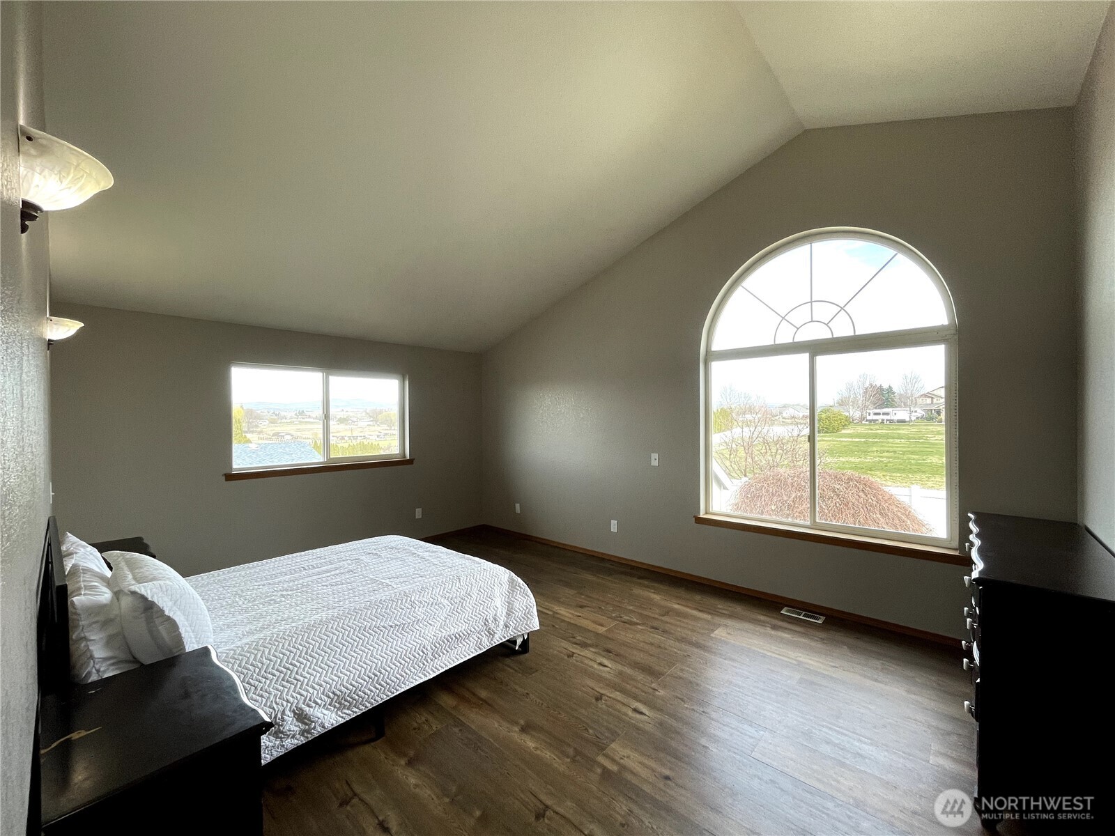 511 Reed Street East Zillah, WA 98953 - Photo 21 of 36