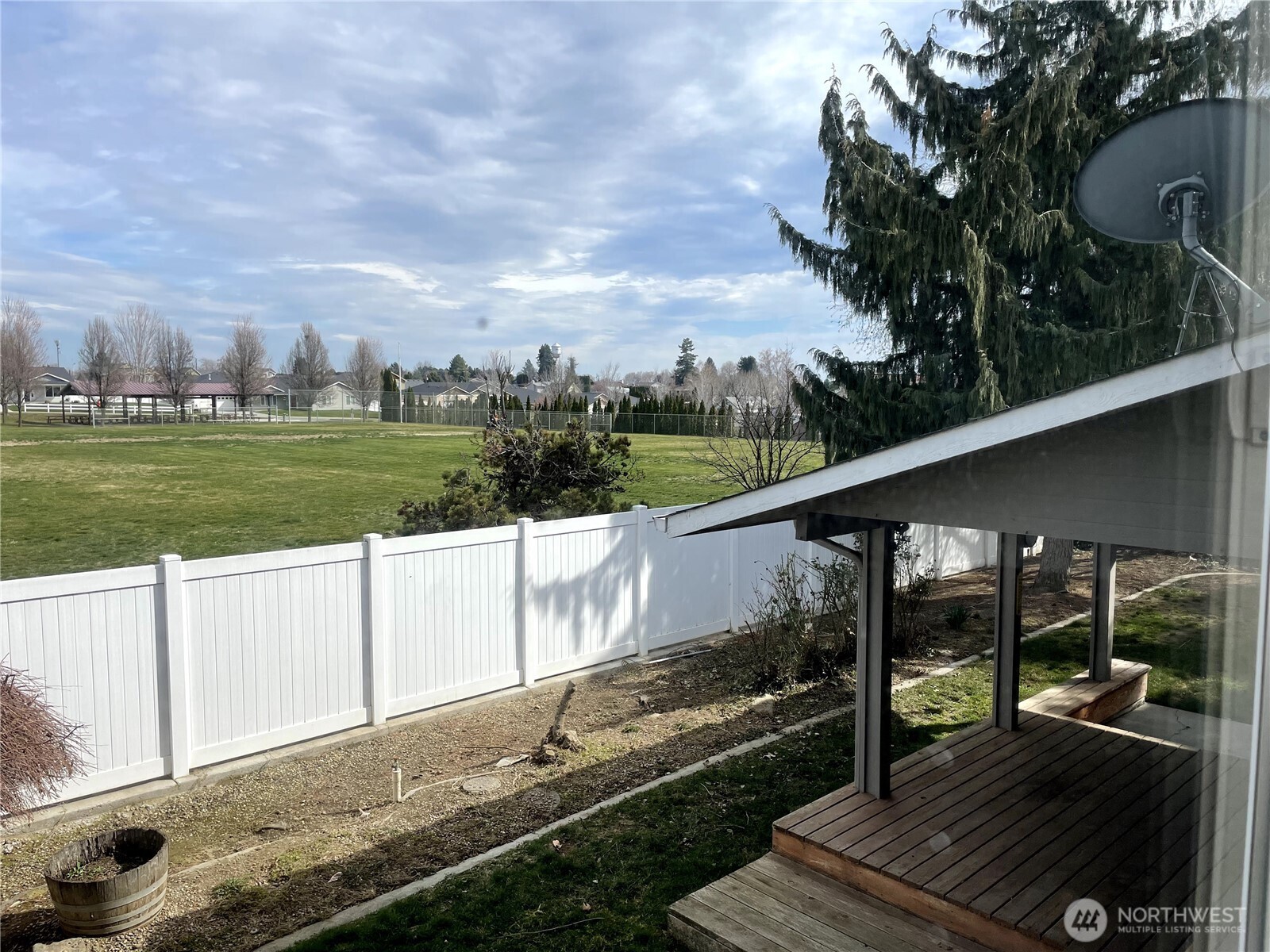 511 Reed Street East Zillah, WA 98953 - Photo 23 of 36
