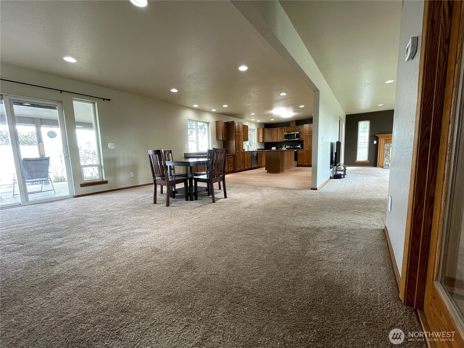 511 Reed Street East Zillah, WA 98953 - Photo 5 of 36