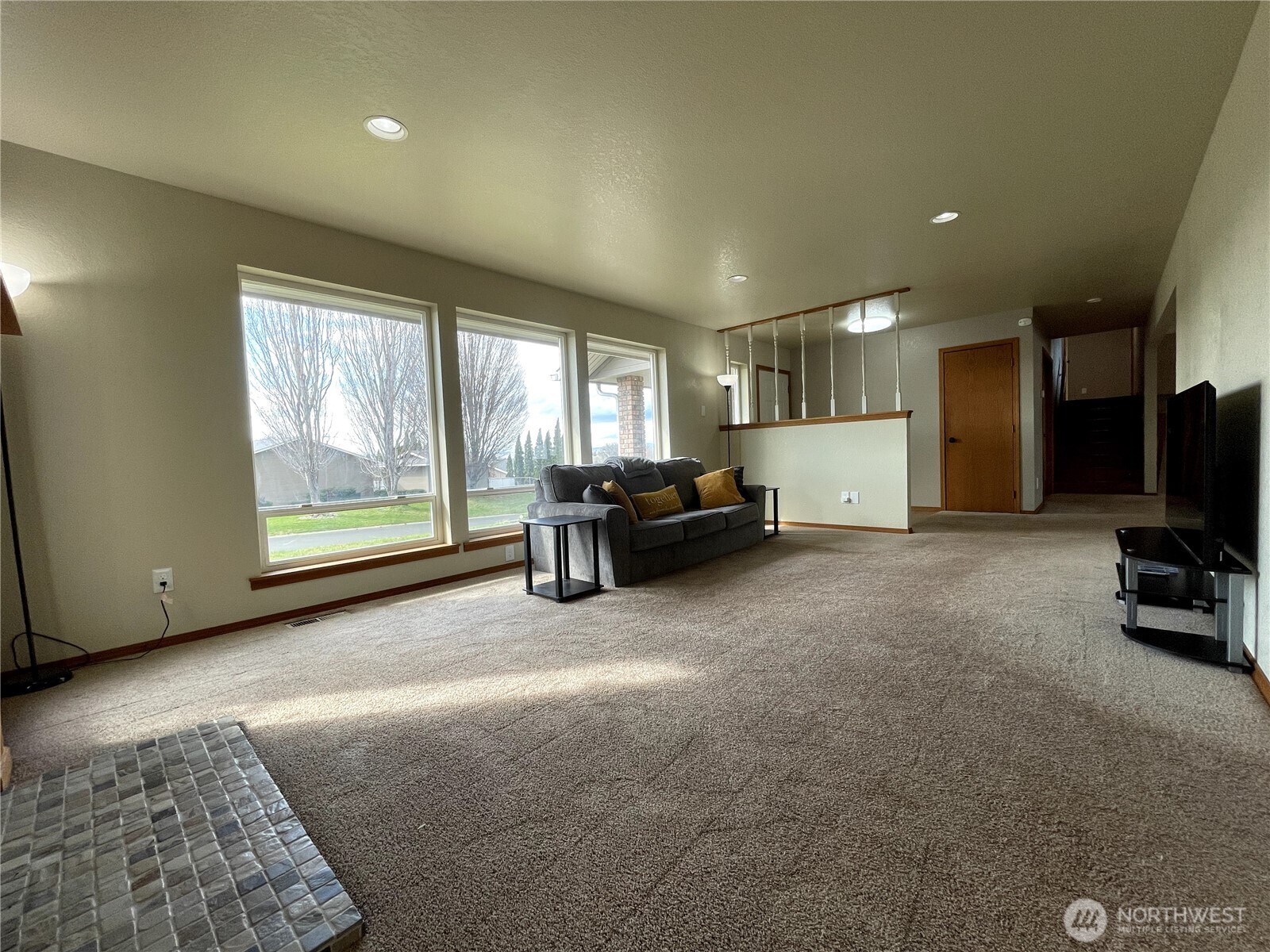 511 Reed Street East Zillah, WA 98953 - Photo 9 of 36