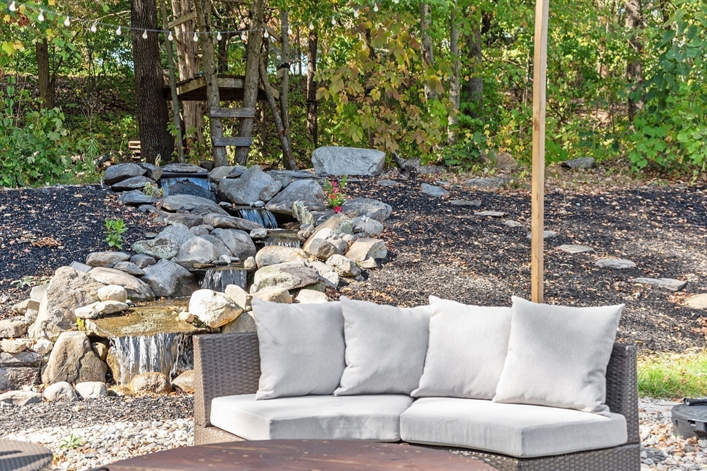 9 Winter Hill Road Lunenburg, MA 01462 - Photo 10 of 42 a view of a backyard with furniture