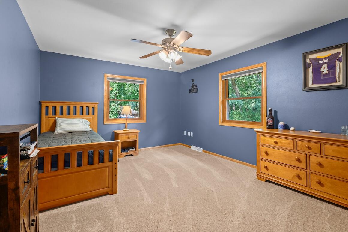 126 North Lapham Peak Road Delafield, WI 53018 - Photo 24 of 38 Bedroom 2