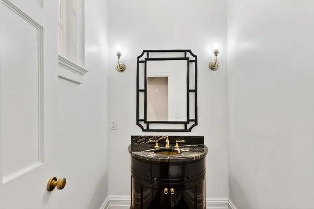 $6,495,000 | 20 Chestnut Street, Unit 1, Boston, MA 02108