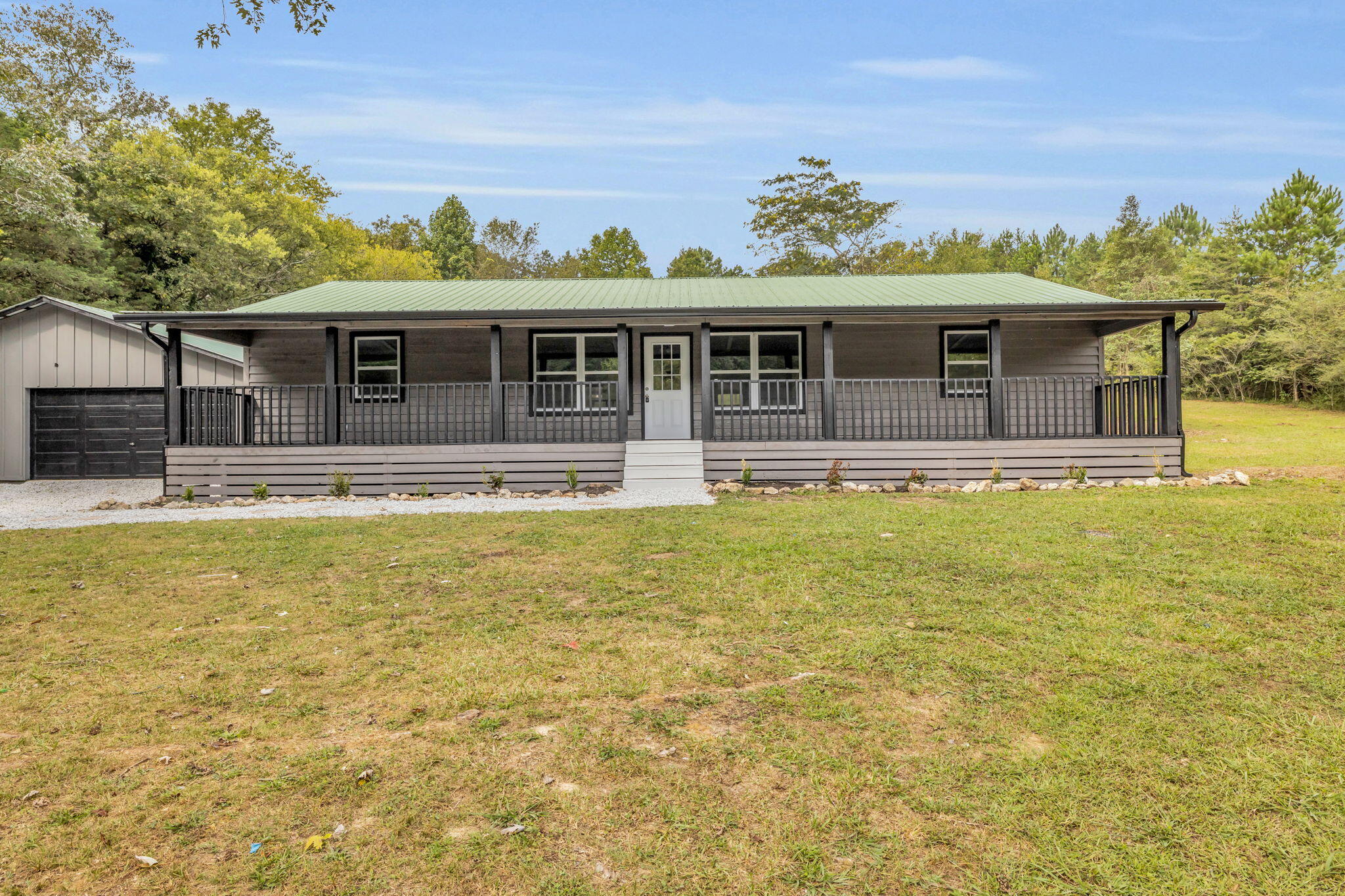 1178 Garrison Road Dayton, TN 37321 - Photo 1 of 35 1-web-or-mls-4T1A9658