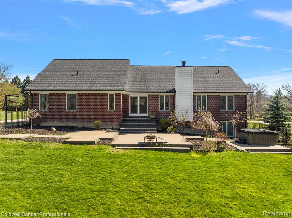 8633 Pippen Drive Romeo, MI 48065 - Photo 3 of 36 Gallery Image 3