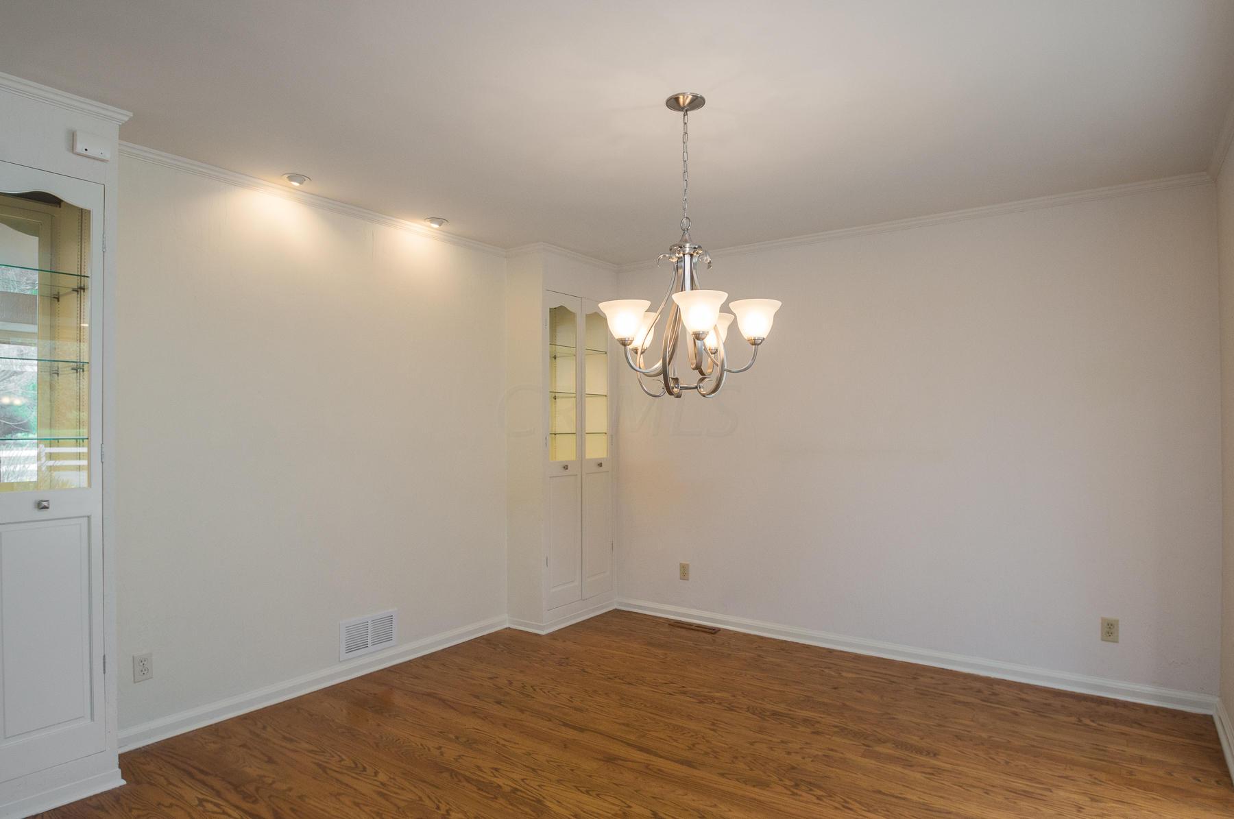 5411 Dublin Road Delaware, OH 43015 - Photo 8 of 49 Gallery Image 8