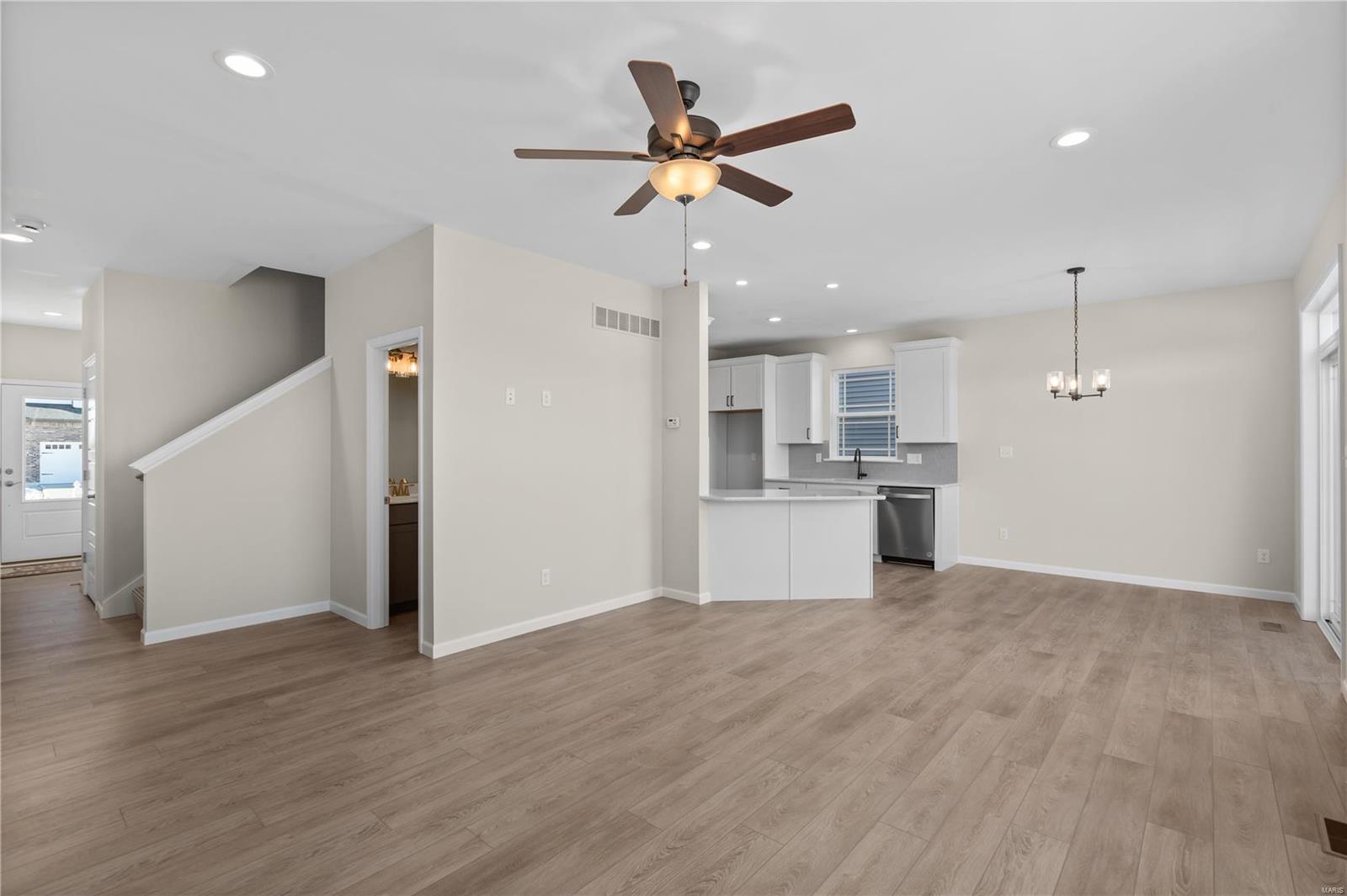 563 Wheatfield Circle Wentzville, MO 63385 - Photo 9 of 21