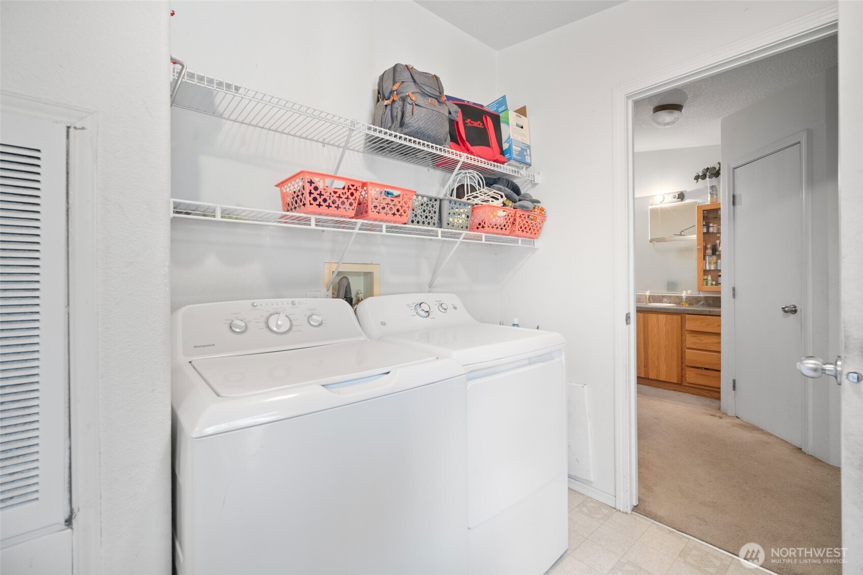 4230 Cody Road Blaine, WA 98230 - Photo 28 of 38 a utility room with dryer and washer