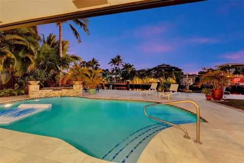 $1,599,000 | 2116 Northeast 25th Street, Wilton Manors, FL 33305