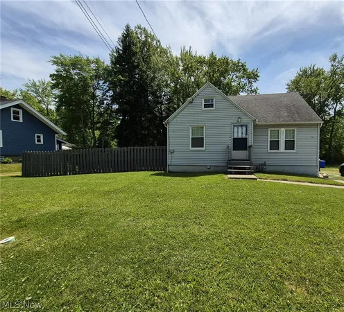 $225,000 | 9614 Ravenna Road, Twinsburg, OH 44087