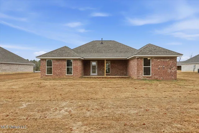 $319,999 | 565 Patrick Farms Drive, Pearl, MS 39208