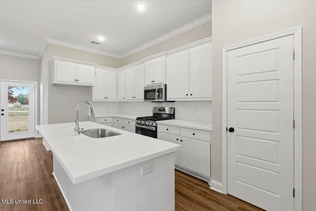 $319,999 | 565 Patrick Farms Drive, Pearl, MS 39208