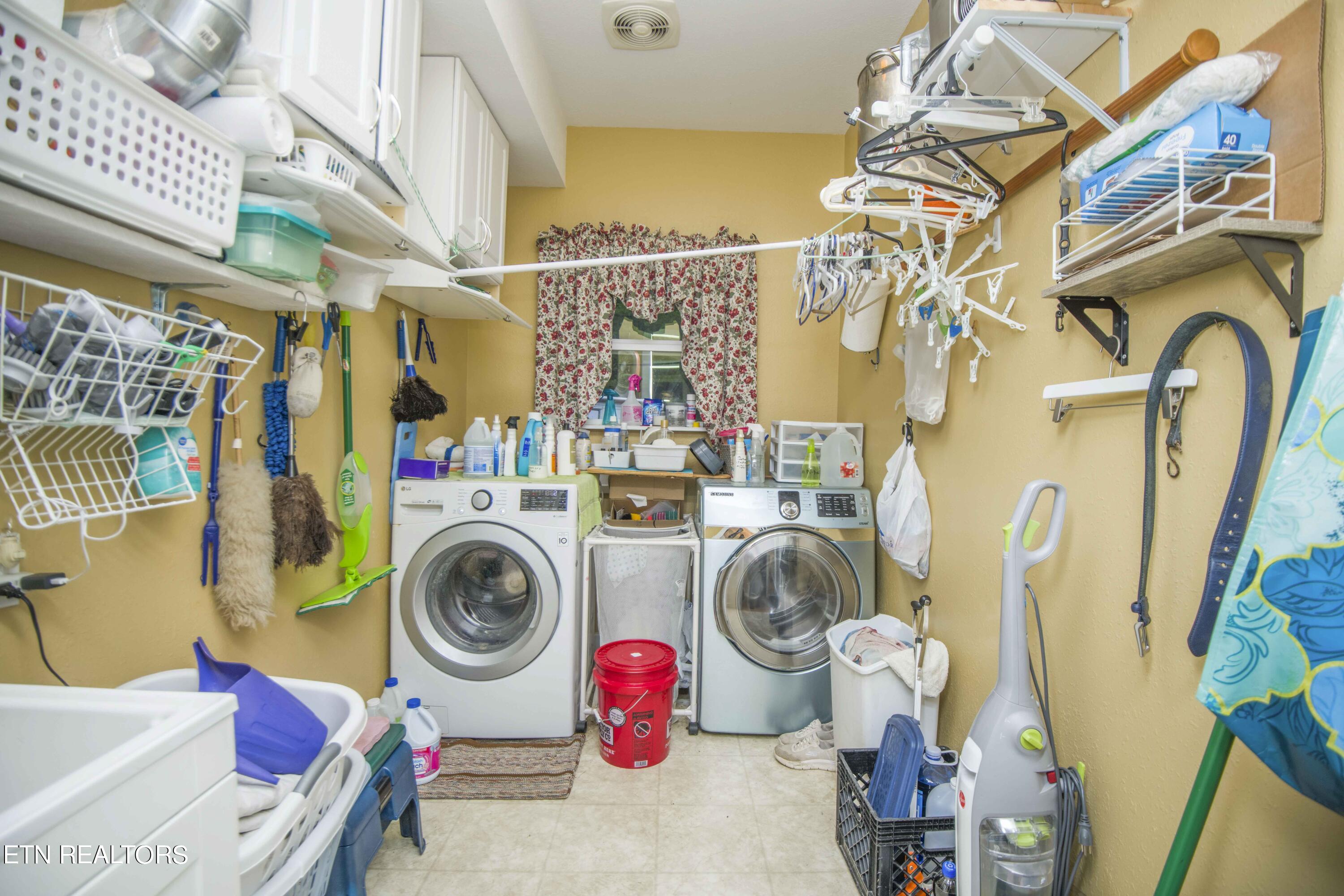 565 Indian Gap Road Andersonville, TN 37705 - Photo 15 of 42 laundry_1