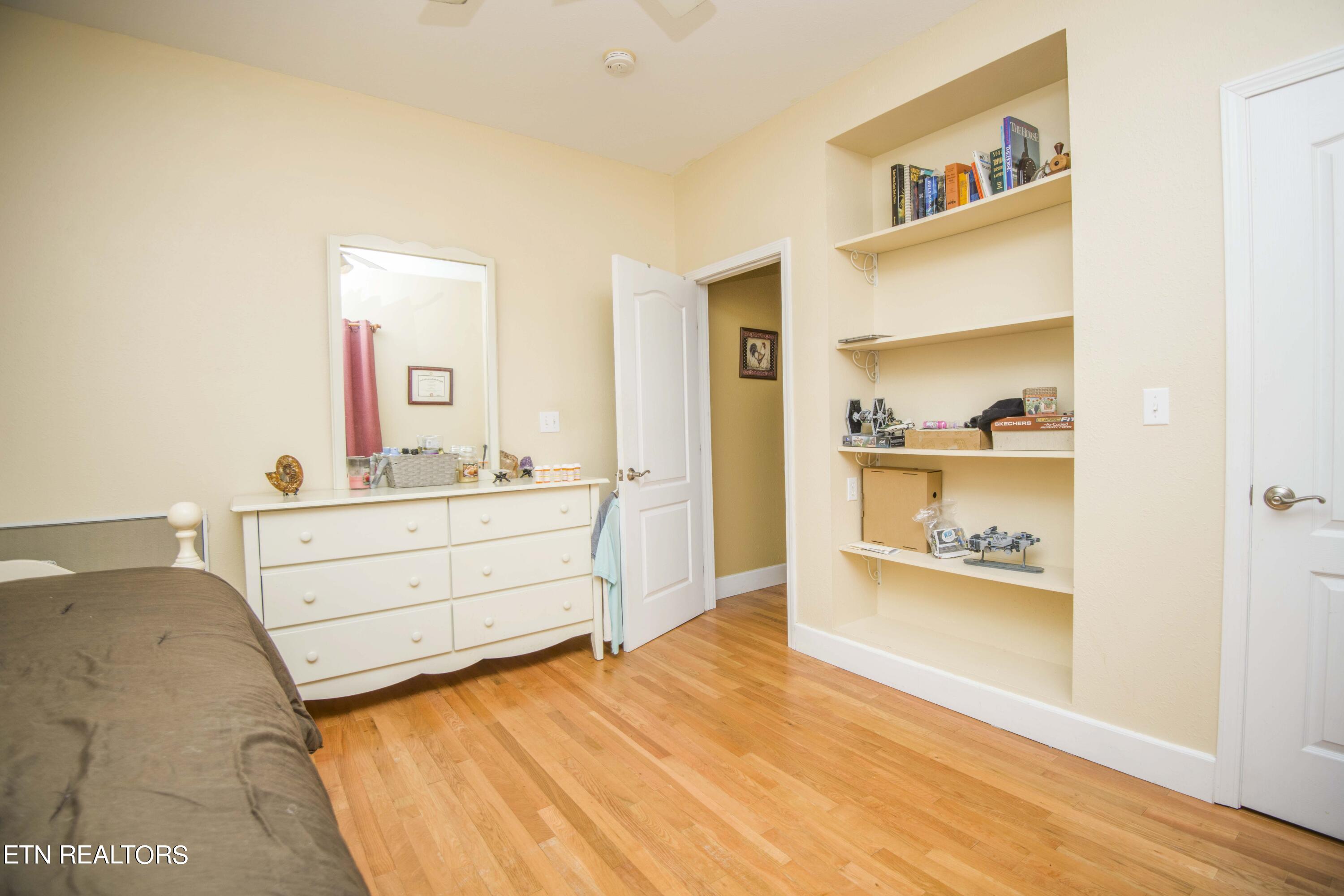 565 Indian Gap Road Andersonville, TN 37705 - Photo 26 of 42 third bed 1_1