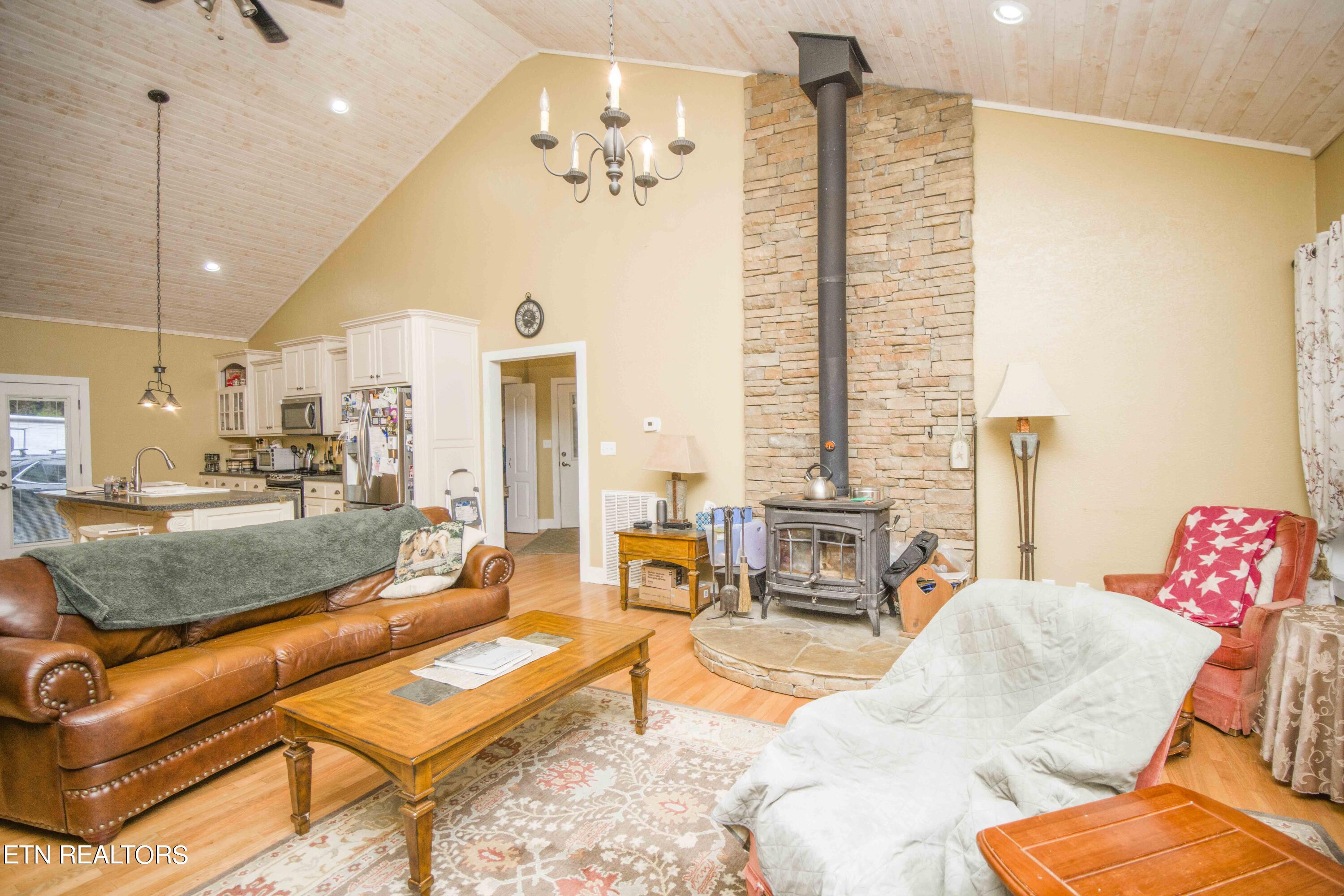 565 Indian Gap Road Andersonville, TN 37705 - Photo 9 of 42 living 2_1