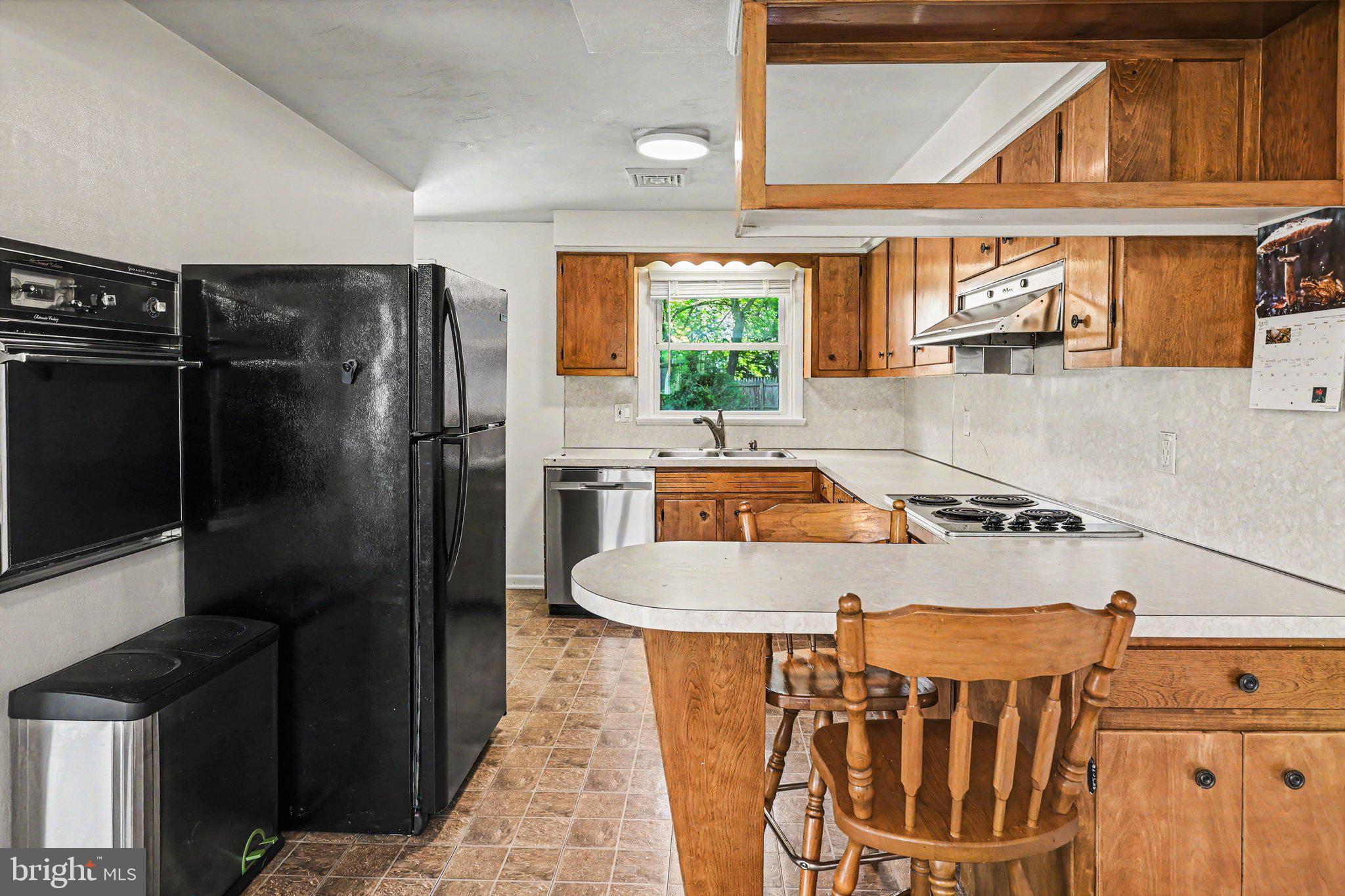 211 Fern Avenue Carlisle, PA 17013 - Photo 6 of 38 Gallery Image 6
