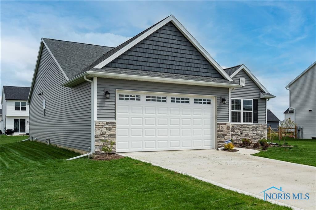 2651 Cross Ridge Way Perrysburg, OH 43551 - Photo 3 of 38 Gallery Image 3