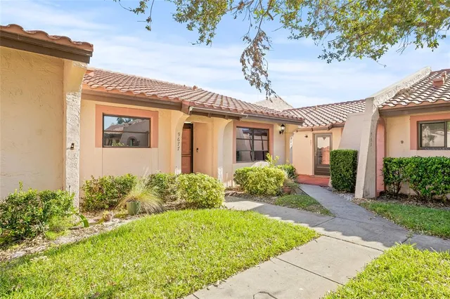 $2,300 | 9677 86th Avenue, Seminole, FL 33777