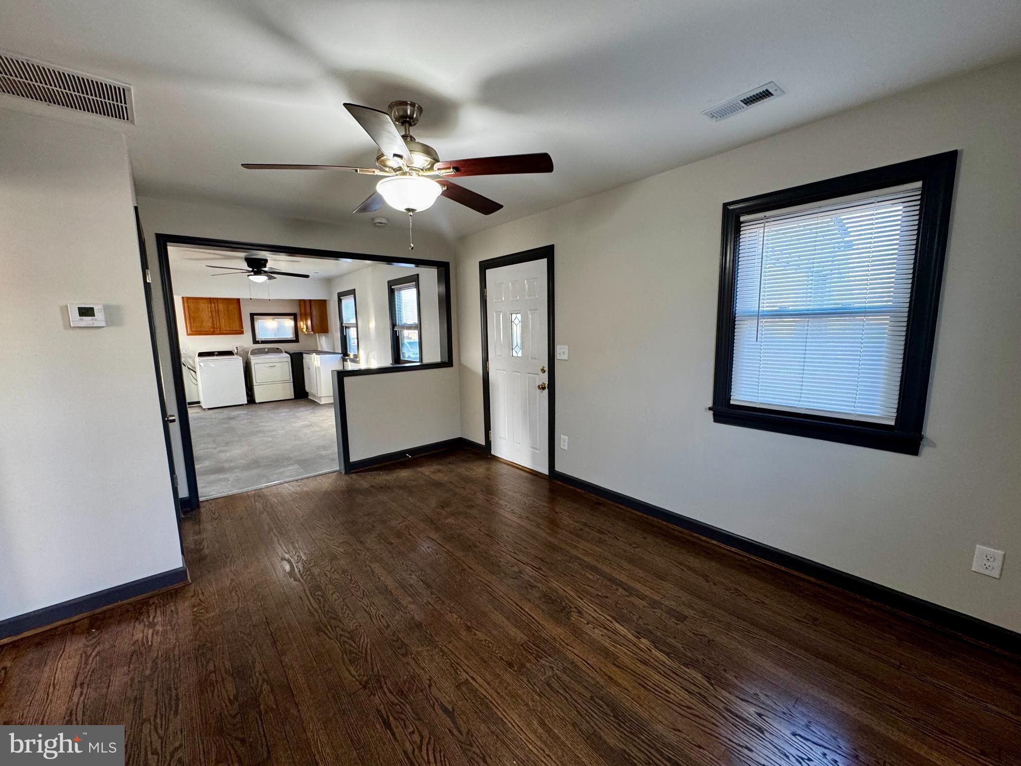 1708 Rita Road Dundalk, MD 21222 - Photo 3 of 16 Living Room