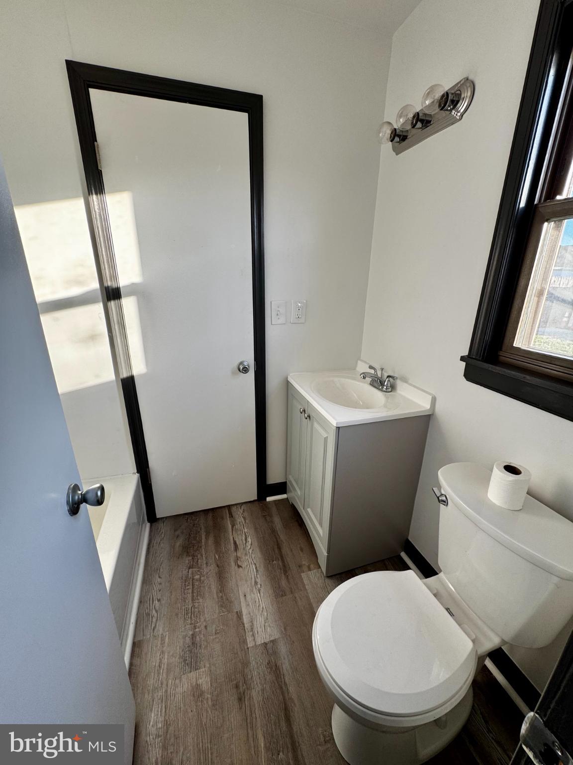 1708 Rita Road Dundalk, MD 21222 - Photo 10 of 16 Jack & Jill Bathroom