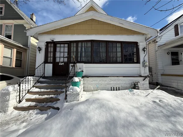 $128,900 | 53 Domedion Avenue, Buffalo, NY 14211