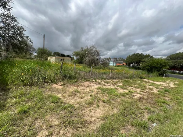 $14,900 | 100 Bluewind Lane, Poteet, TX 78065