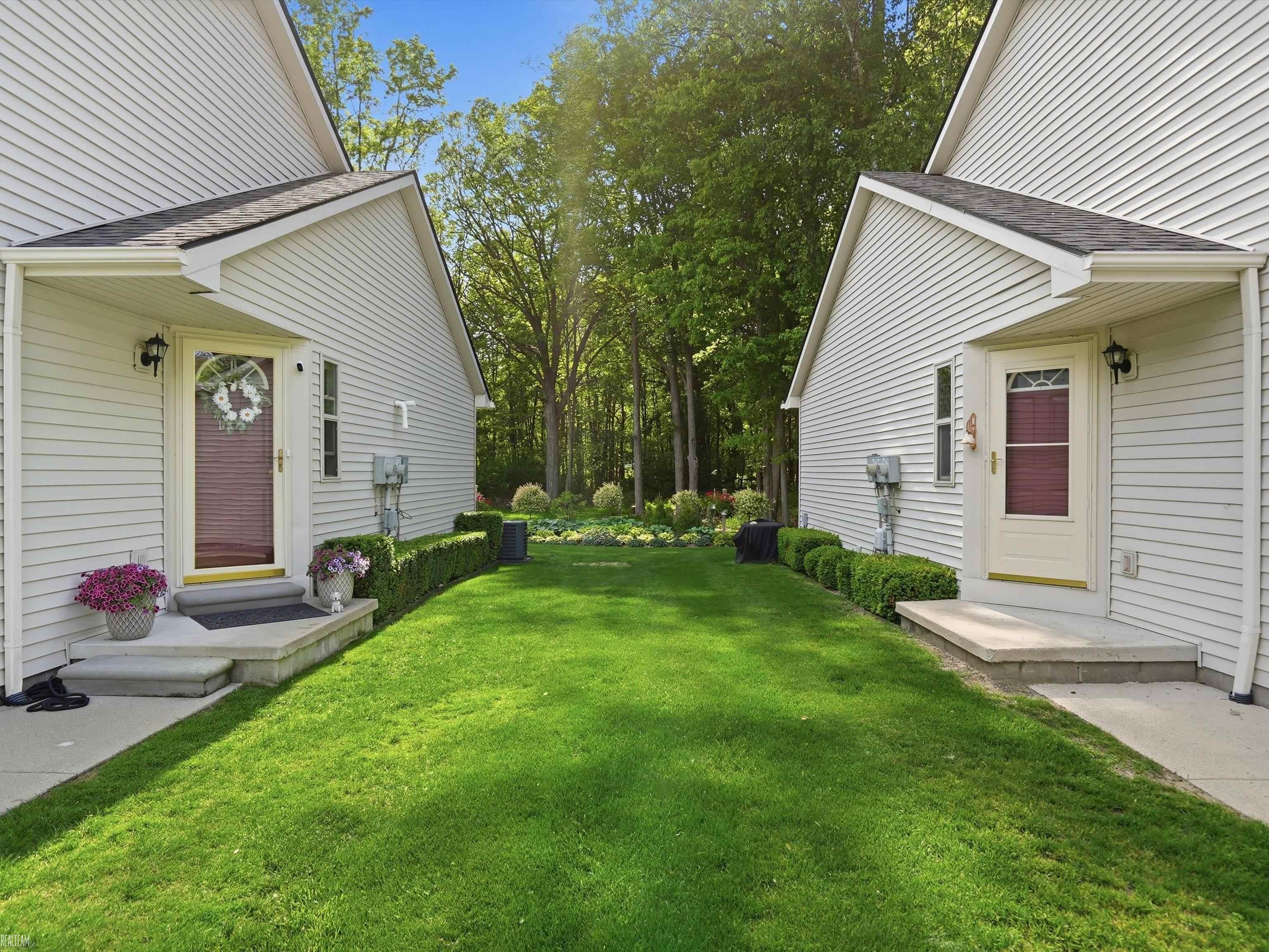 9622 Nook Road Algonac, MI 48001 - Photo 25 of 41