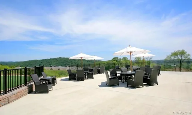 $699,900 | 14 Langdon Grove, Carmel, NY 10512