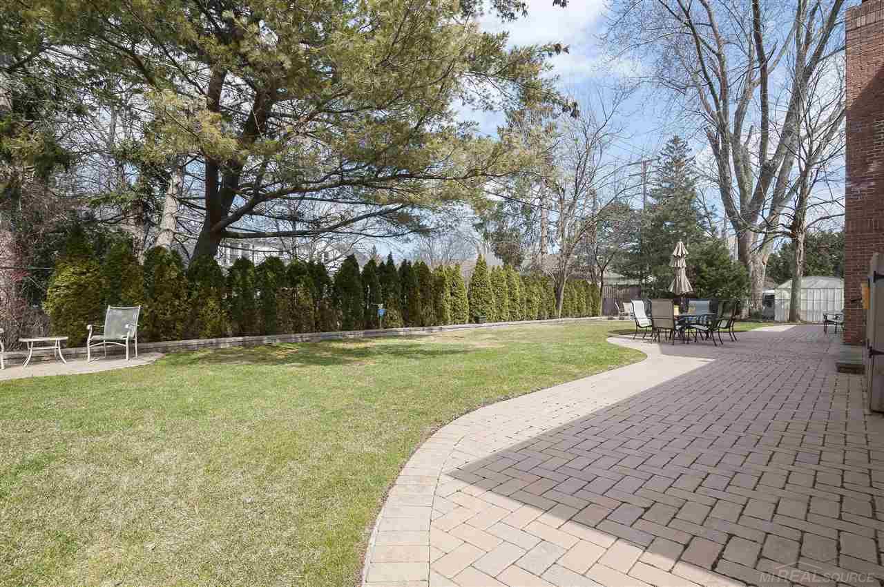 1010 North Renaud Road Grosse Pointe, MI 48236 - Photo 56 of 61 31344418-55.JPG