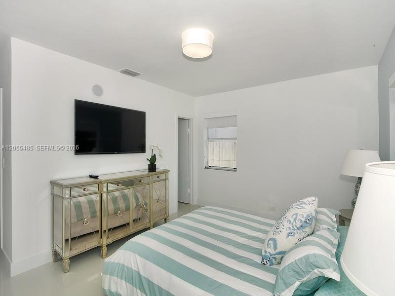 1365 Daytonia Road Miami Beach, FL 33141 - Photo 32 of 41 Gallery Image 32