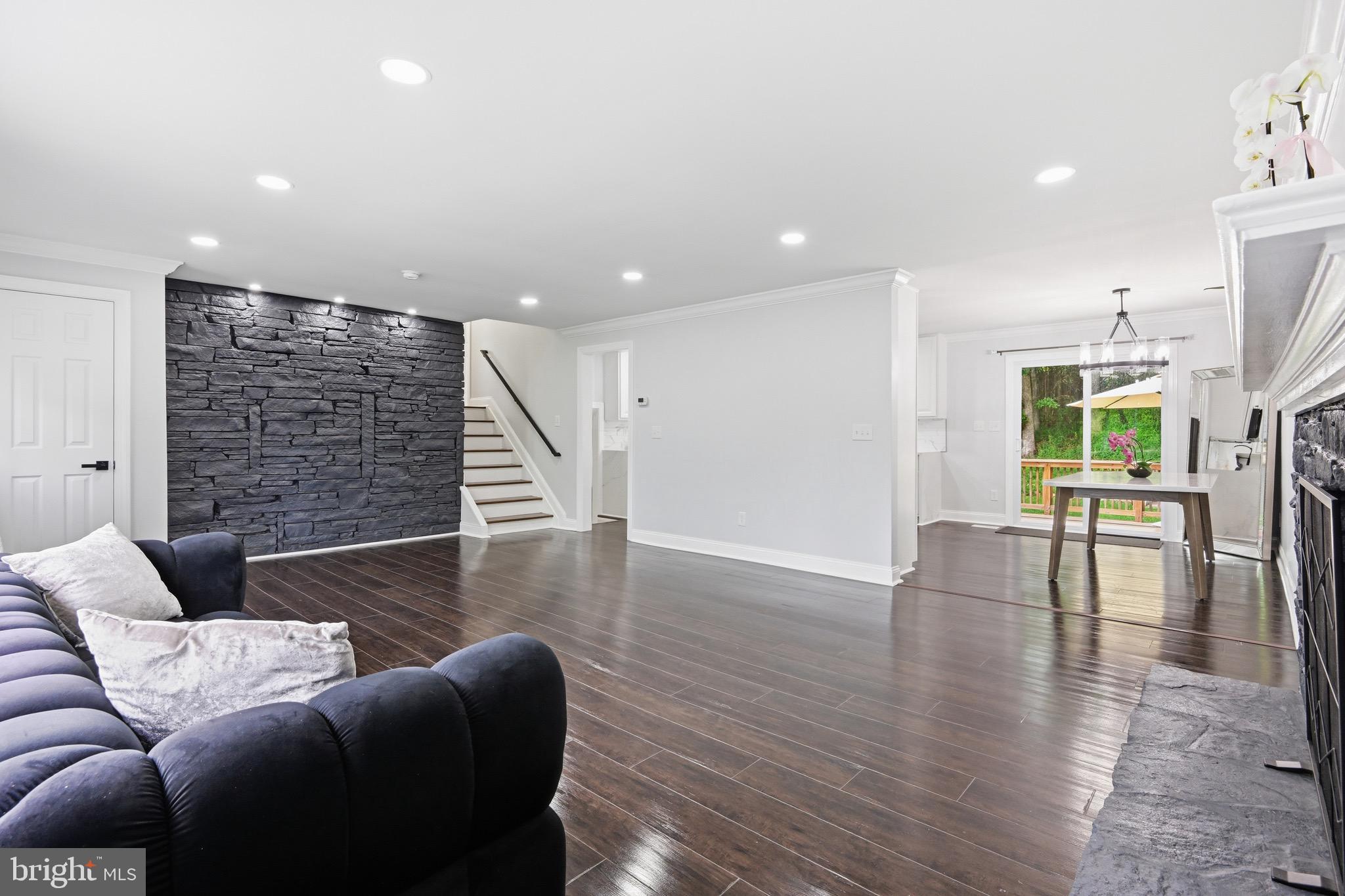 238 East Timonium Road Lutherville-Timonium, MD 21093 - Photo 19 of 40 a living room with furniture and a wooden floor