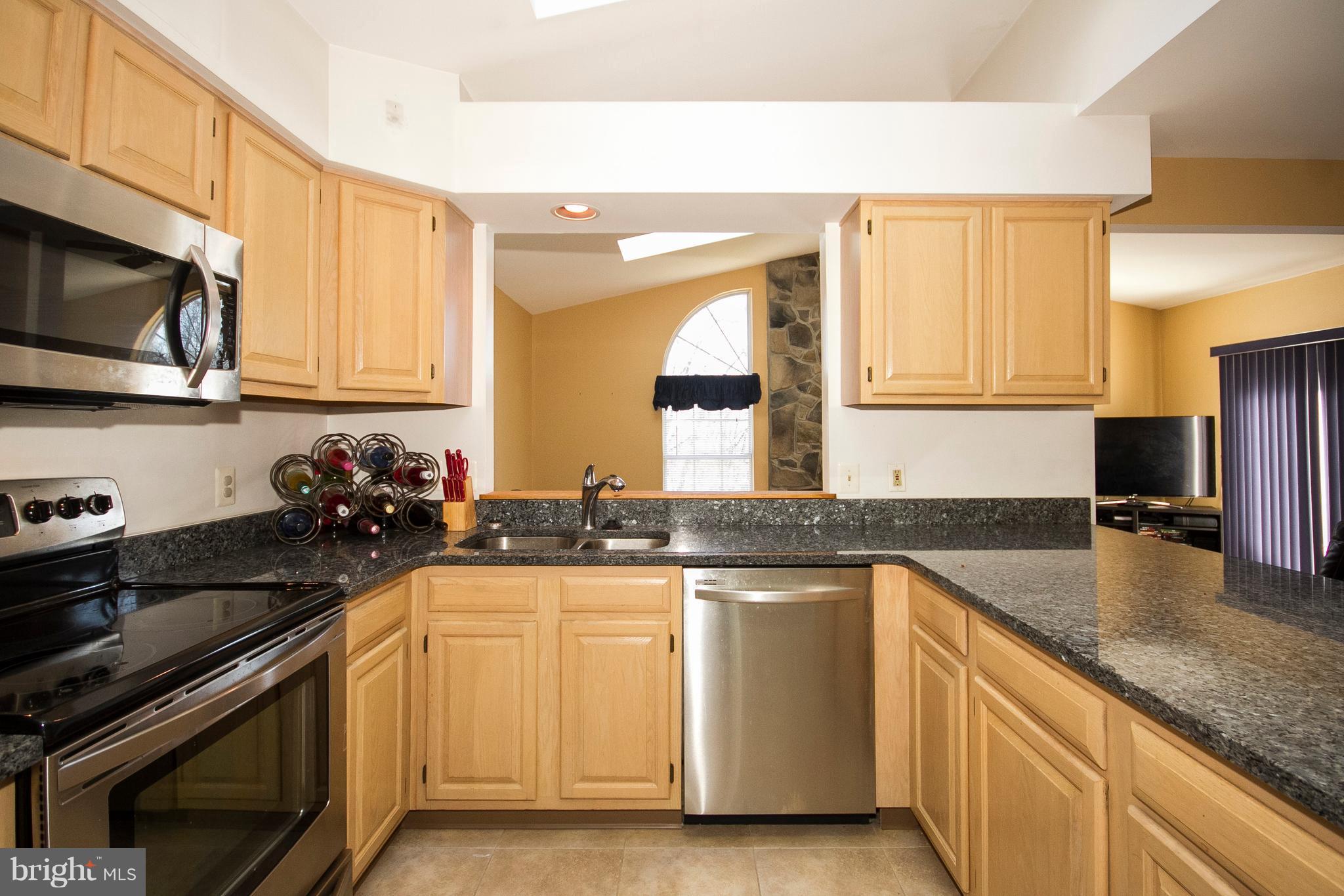 4305 Spring Avenue Baltimore, MD 21227 - Photo 9 of 29 Kitchen