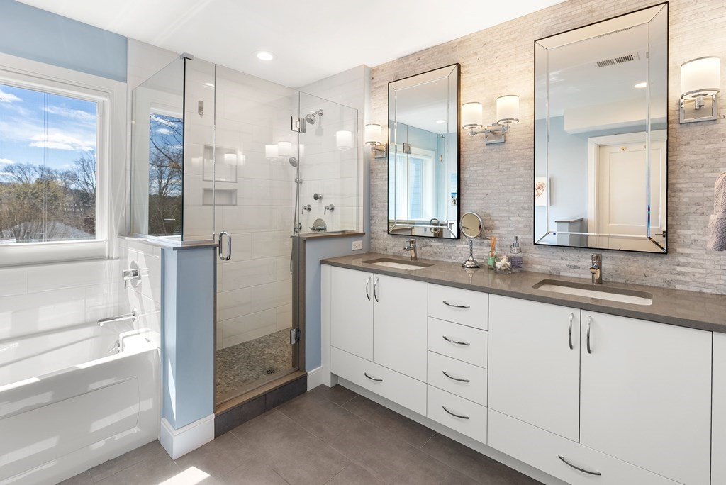 40 Somerset Road Brookline, MA 02445 - Photo 13 of 22