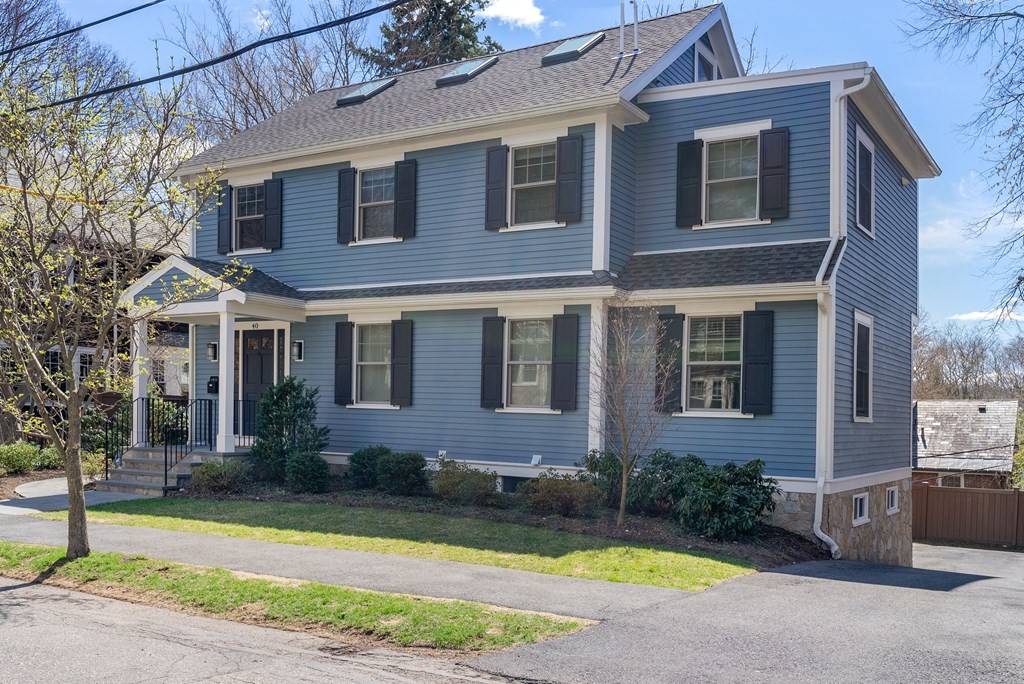 40 Somerset Road Brookline, MA 02445 - Photo 2 of 22