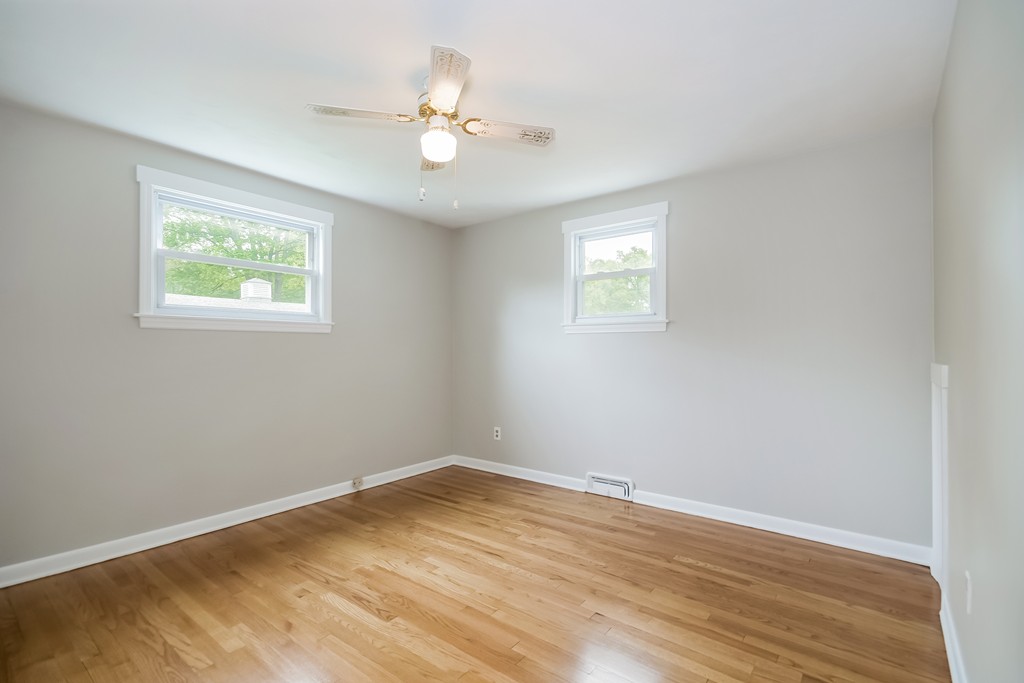 99 Louis Road Springfield, MA 01118 - Photo 15 of 30 Gallery Image 15