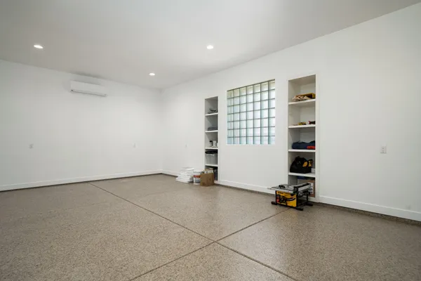 $1,250,000 | 48170 Hjorth Street, Unit 106, Indio, CA 92201