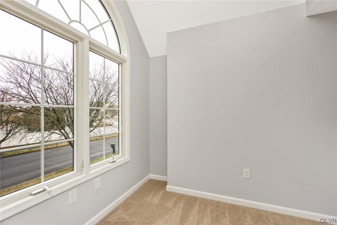 2581 Somerset Road Whitehall, PA 18052 - Photo 20 of 50 Gallery Image 20