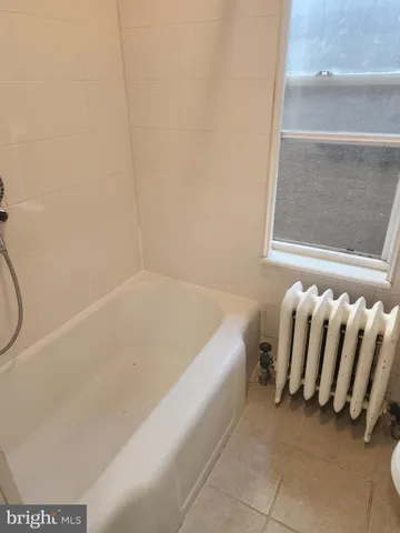 $1,700 | 238 North Warren Street, Unit 2, Trenton, NJ 08618